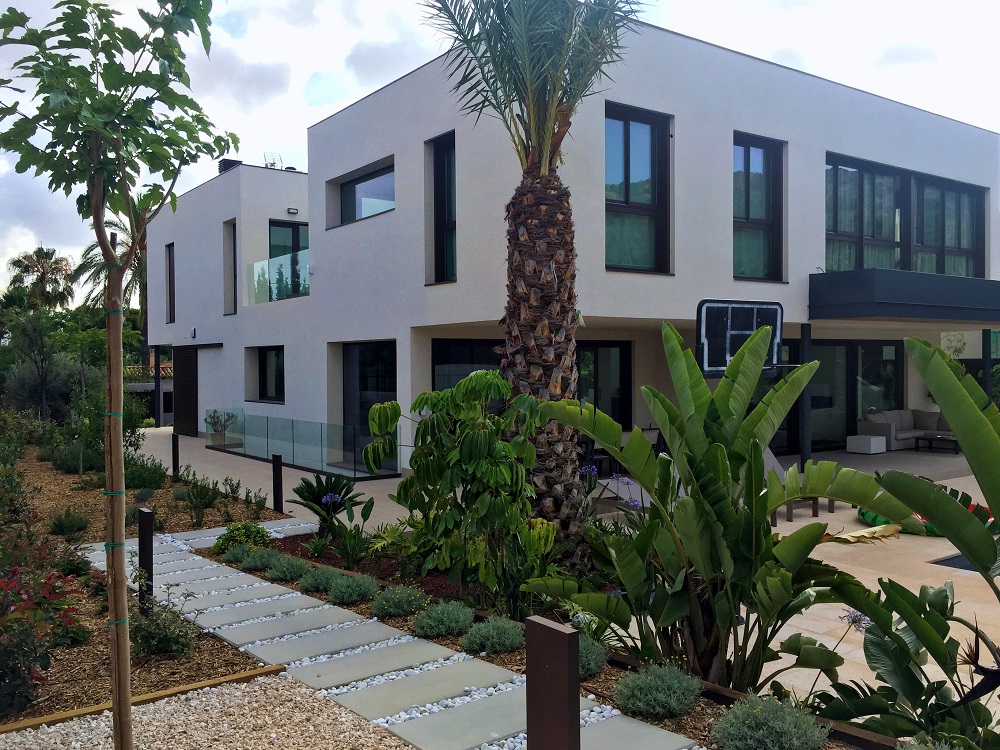 exterior chalet spacios