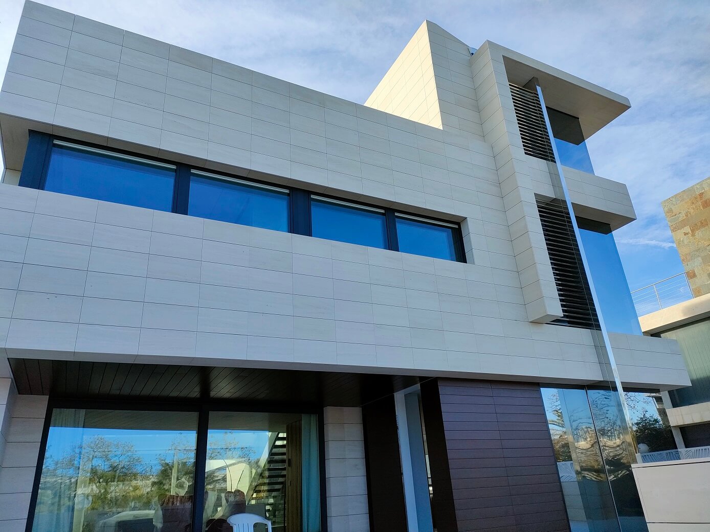 fachada chalet europeo