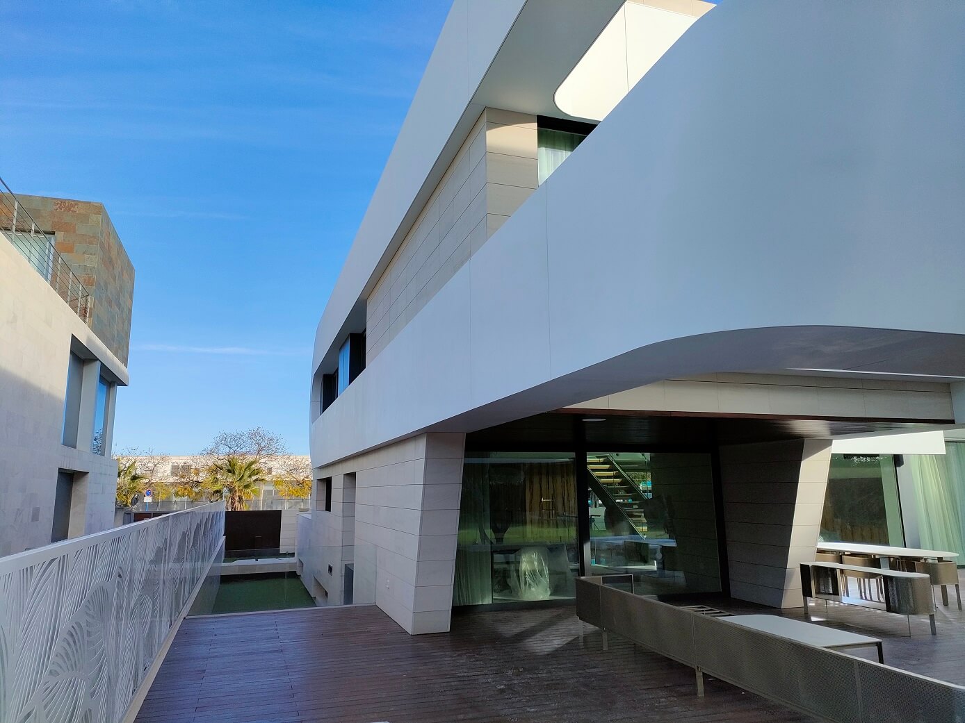 fachada exterior chalet europeo